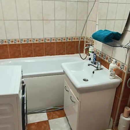 Apartment Central 4 Bedrooms 6 Beds In University Square 5 Min To Old Town For 12 Ppl Bucharest